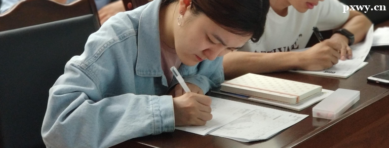 ���л����۸��շѱ�׼�Ƕ���