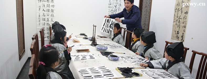 �鷨�γ���ѵ���ĸ���