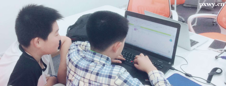 �ʺ�������ı�̿γ�����Щ