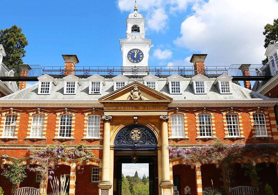 ��ȥӢ����ѧ��ͬѧע����