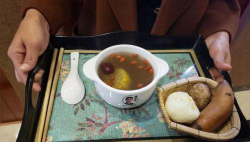 ��֪������������Ŀ��ʲô��