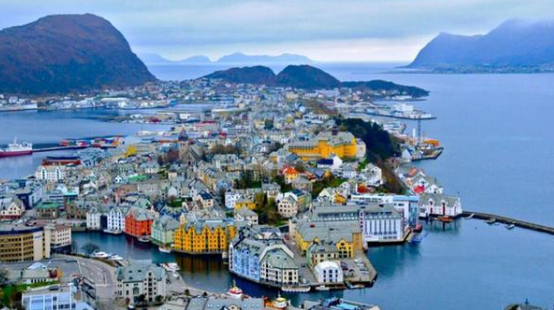 Ų����ѧ��Ҫ����Ǯ��