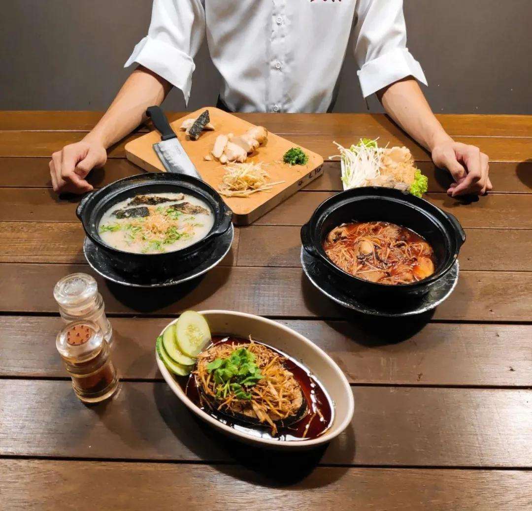 ����������ѧ����Щ�ط���ɫ��ʳ