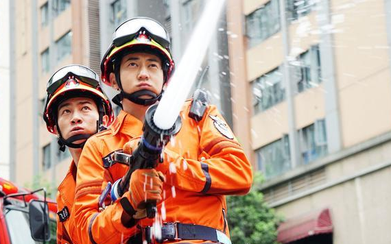 ��֪����������ʦ������Ա��������