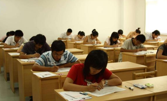 ��ʦ�ʸ�֤������ô�����Ѳ��ѣ�