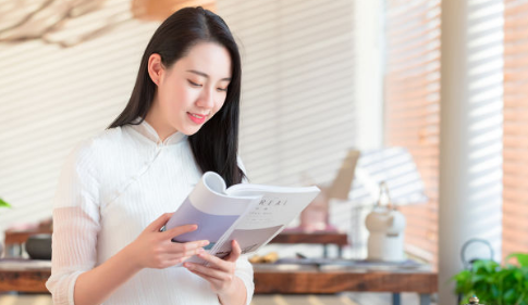 SAT���Ե����׳̶ȷ���