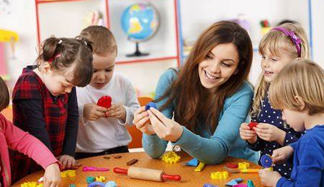 �����׶���ʦӦ�߱��ļ���