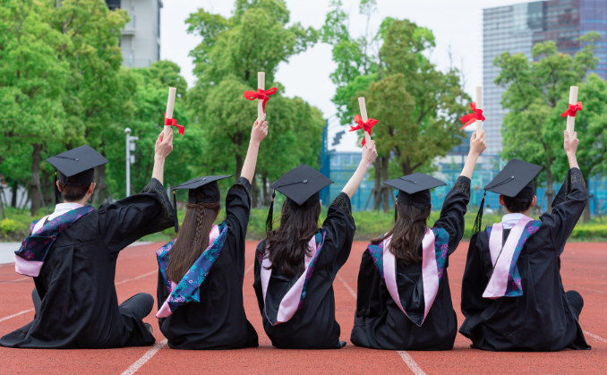 �������ֲ�ʿ�벩ʿ��Ĺ�ϵ��