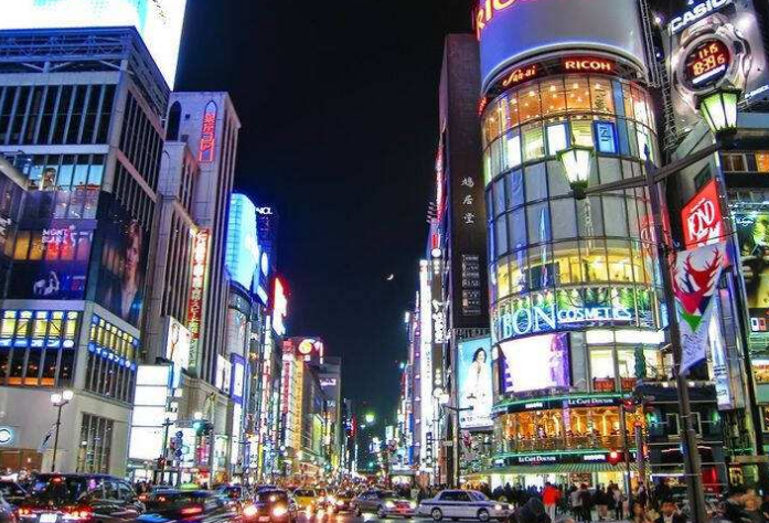 ѡ��ȥ�ձ���ѧ����������Щ��