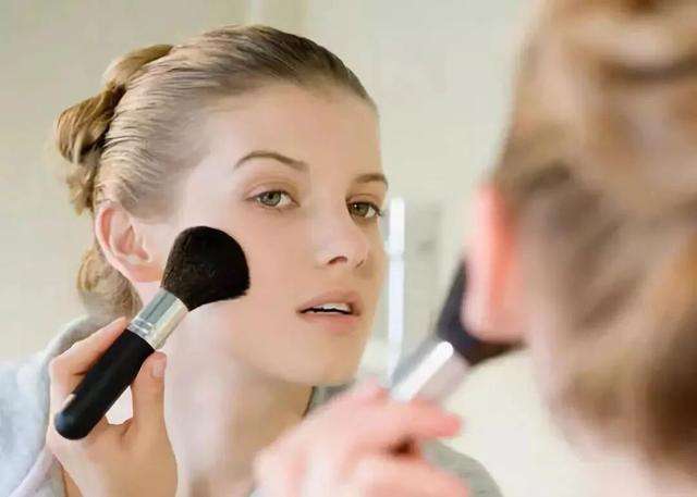 ��ױ�ر�����