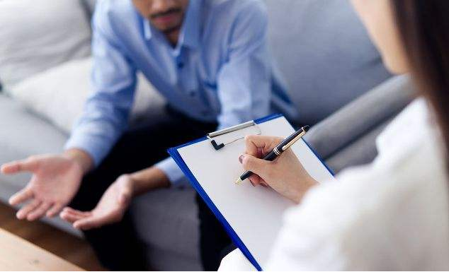 ����������ѯʦ������ѵ������һ�Һ�