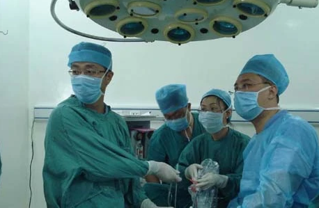 �ٴ�ִҵҽʦѡ���ҽԺ����СҽԺ���������