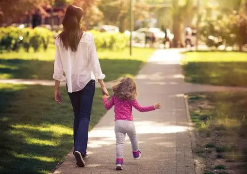 ���ܹ�ϵ�����ӽ����е���Ҫ��