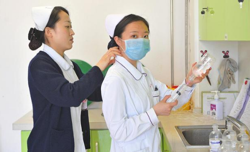 ��ʿִҵ�ʸ��Ե���ʽ��ԭ��