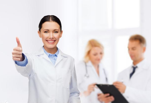 �ٴ�ҽʦ����֮����ϵͳ��֪ʶ��