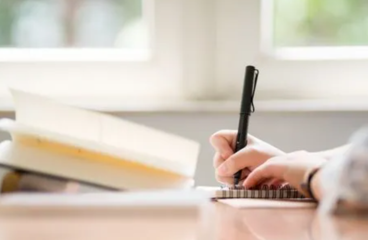 ���������Ӧ����α���2022��������ԣ�