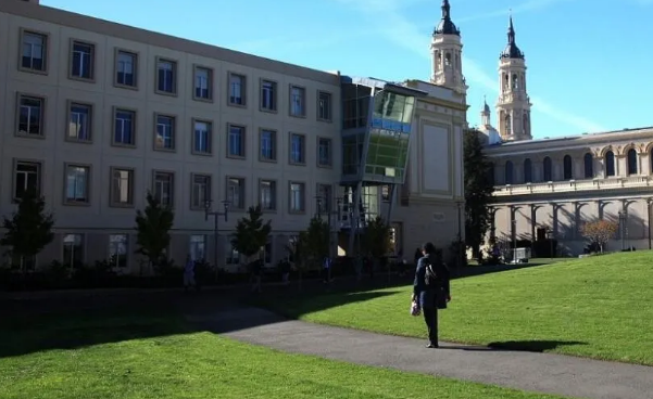 ̩����ѧ�����Ĵ�ѧ�Ƽ�����ҵ�������