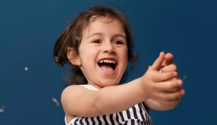 ���ӽ�����ѵ�������׶εķ��༰���ص����