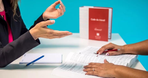 �б�ʦ�����е���Ҫʱ��涨����