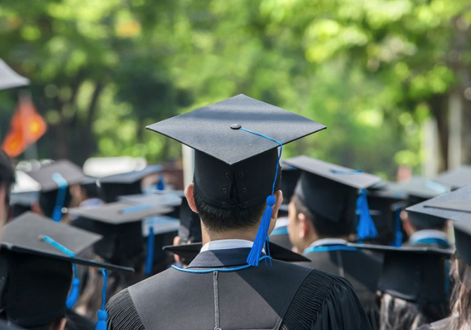 ר����ҵ���뺯�ڵ�����