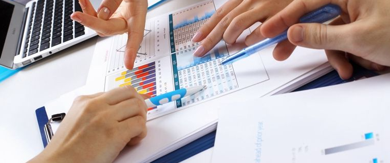 ע���ۺϽ׶ο����м���