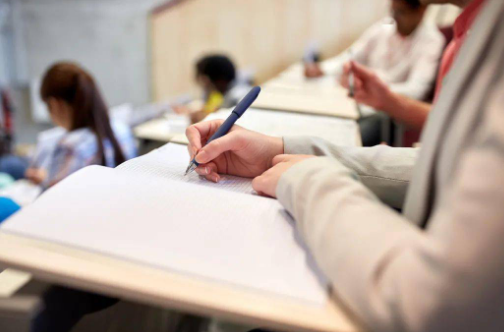 ����ʦ���ԵĿ�ǰ׼��