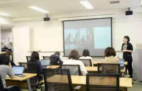 ����Ϣϵͳ��Ŀ����ʦ�����Ѱ�æ�ظ��£�лл��