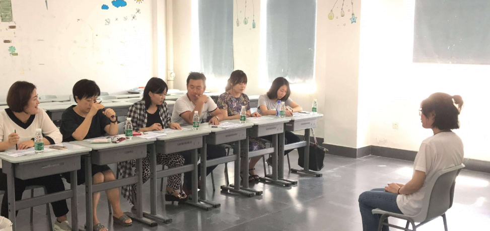 ���и������Ը���