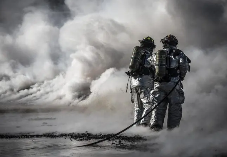 ������ʩ����Աһ�꿼���� ���·ݿ���