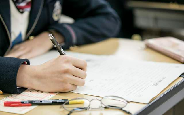 �ഺ�ڶ�������