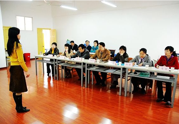 ��ʦ�ʸ�֤ÿ��ʡͨ����