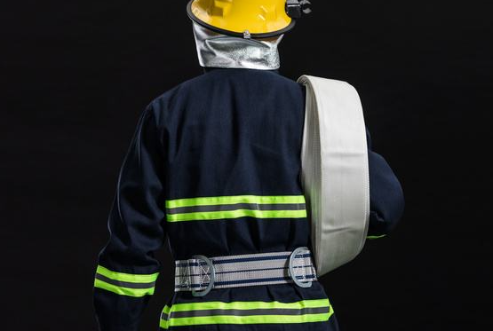 ����������ʩ����Ա��ô����