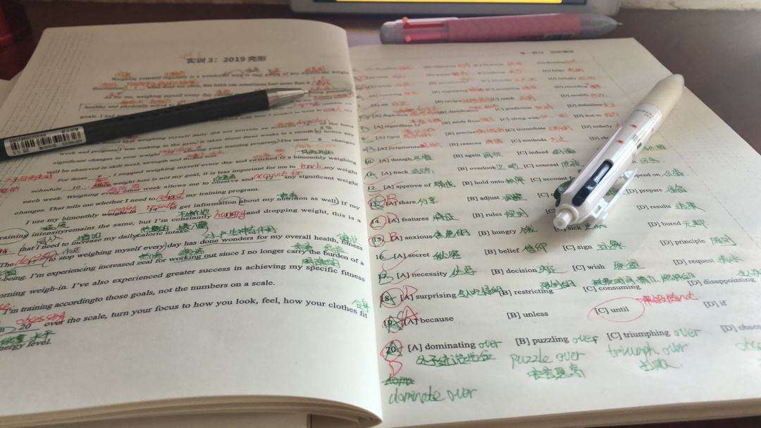 �����������ѧϰ�ÿ���Ӣ�