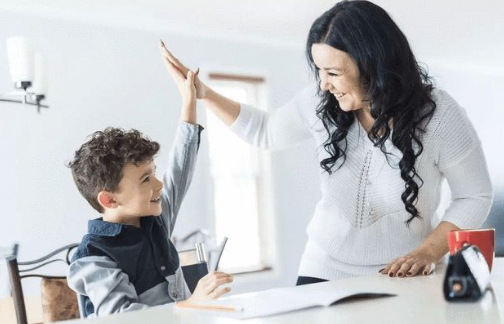 ���ӽ�����ѵ������ճ�˰�����ô��