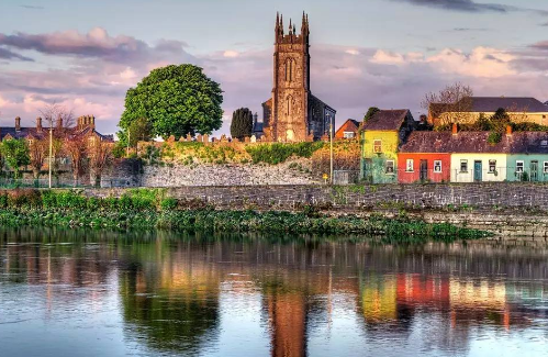 �����������ִ�ѧ����רҵ�Ƽ�