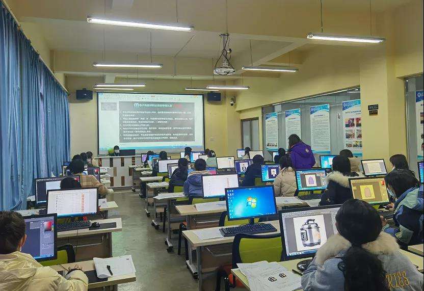 ��������ʦ���˽����