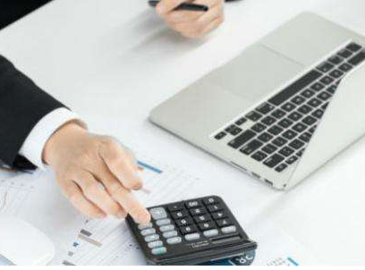 ����������ڹ���ְҵ�ʸ�֤����