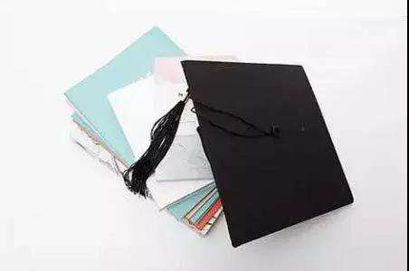 ���˽�����������Ҫר�Ʊ�ҵ֤��