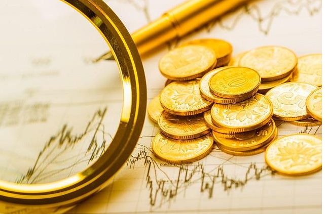 ���б�ҵ���Ա����м������