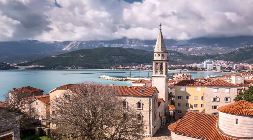 �������ѧ�������ڰ�����ѧԺ�Ļ����������