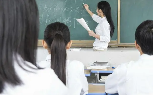 ��ʦ�ʸ�֤�п�Ŀ������