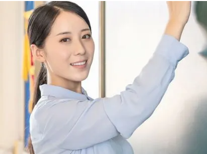 Сѧ��ʦ�ʸ�֤��ô�϶�