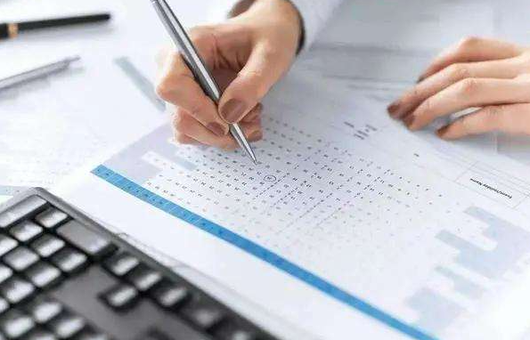 ���֤�麬�������� �����Ӧ�ÿ�ʲô֤��