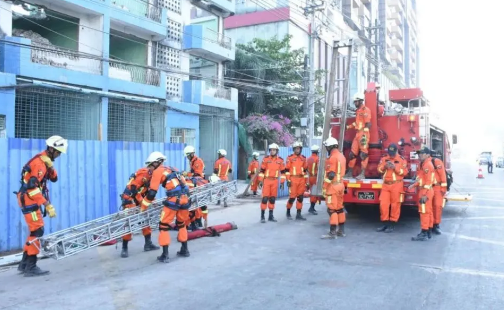 ��������ʦ���Ե����������