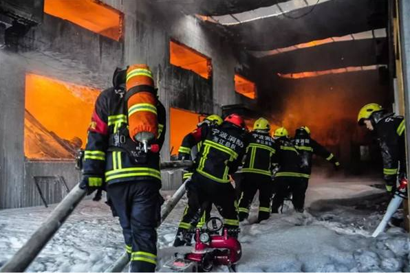 ��ר��ƾ�Ƿ���Կ���������ʦ