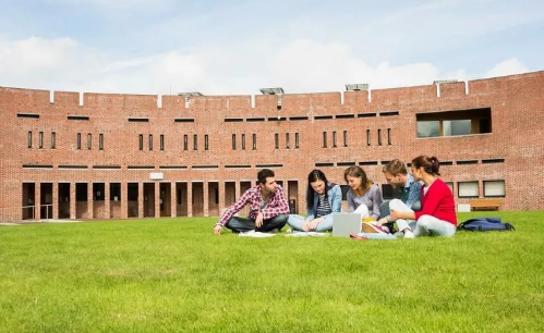 �����Ĵ�������ѧ��Ҫ֪����TAFE��Ŀ����