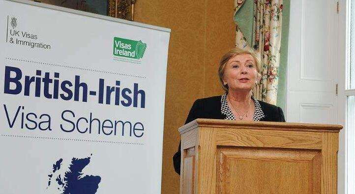 ��ѧǩ֤�ӳٷ��Ŷ���Ӣѧ���к�Ӱ��