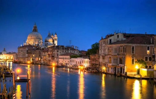 �������ѧ����DAMSרҵ��ԺУ�Ƽ�