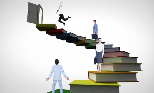 ר������ѧ���Ŀ�������С˵�ܽ�