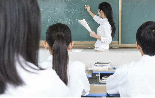 ���˸߿�¼ȡ֪ͨ��ĵ�ַ��ô�޸ģ�